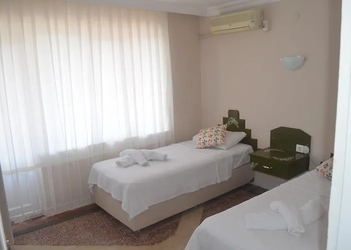 Готель Tunc Айвалик